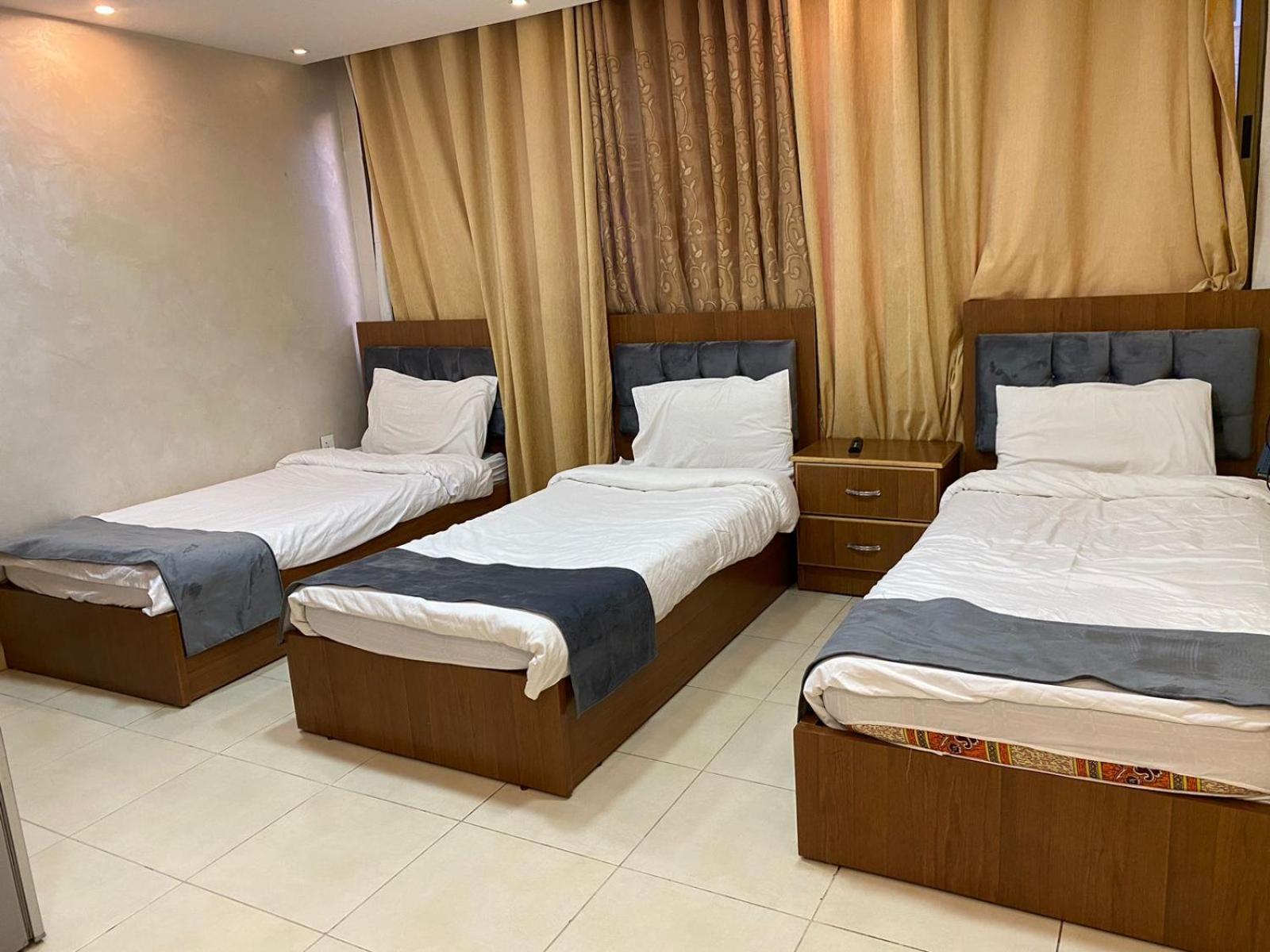 Zuwwar Aqaba Hotel Bagian luar foto