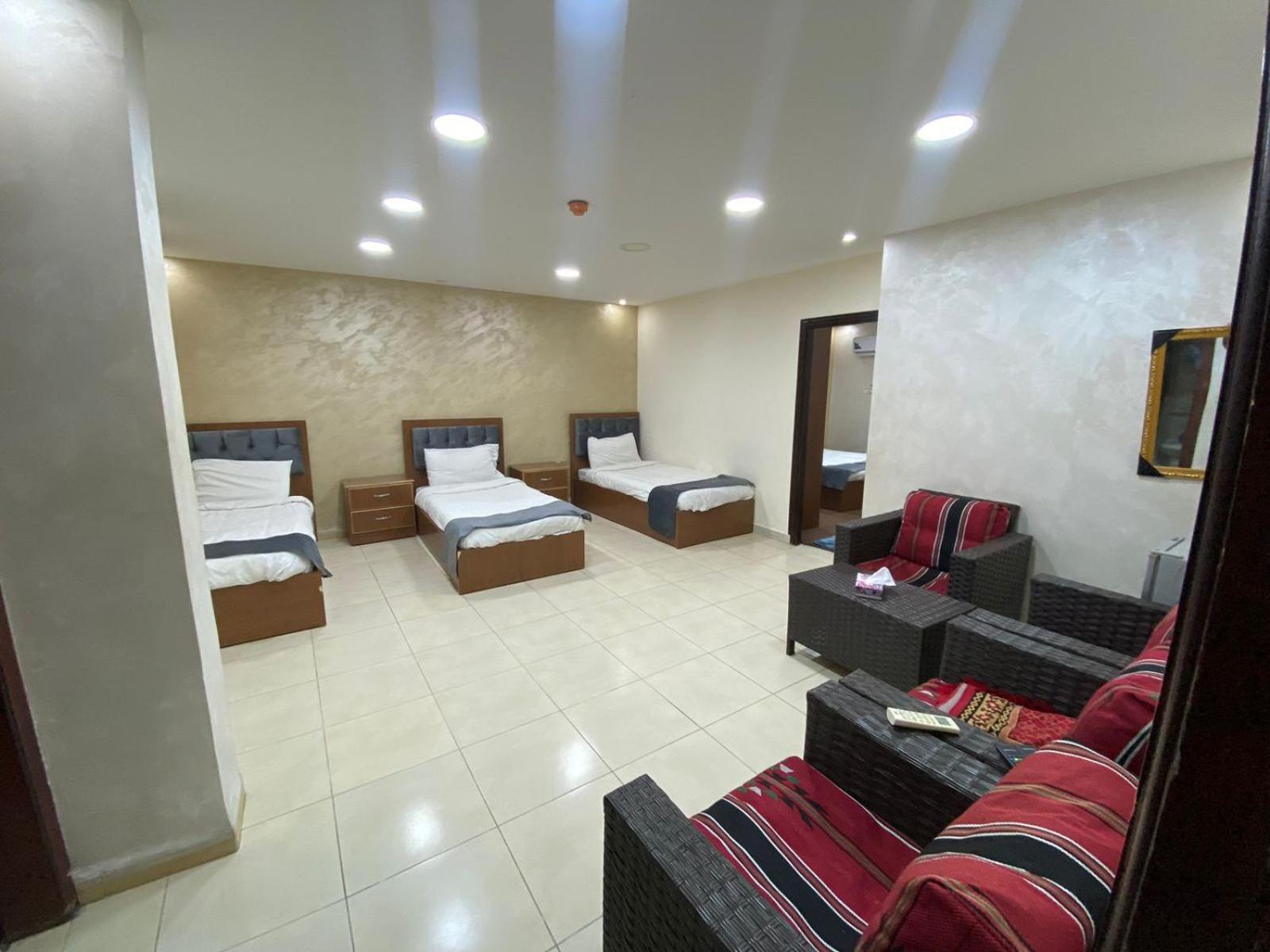 Zuwwar Aqaba Hotel Bagian luar foto