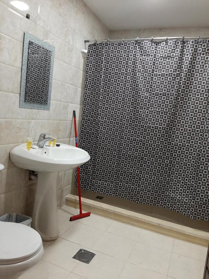 Zuwwar Aqaba Hotel Bagian luar foto