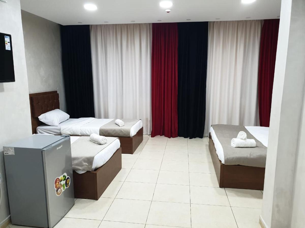 Zuwwar Aqaba Hotel Bagian luar foto