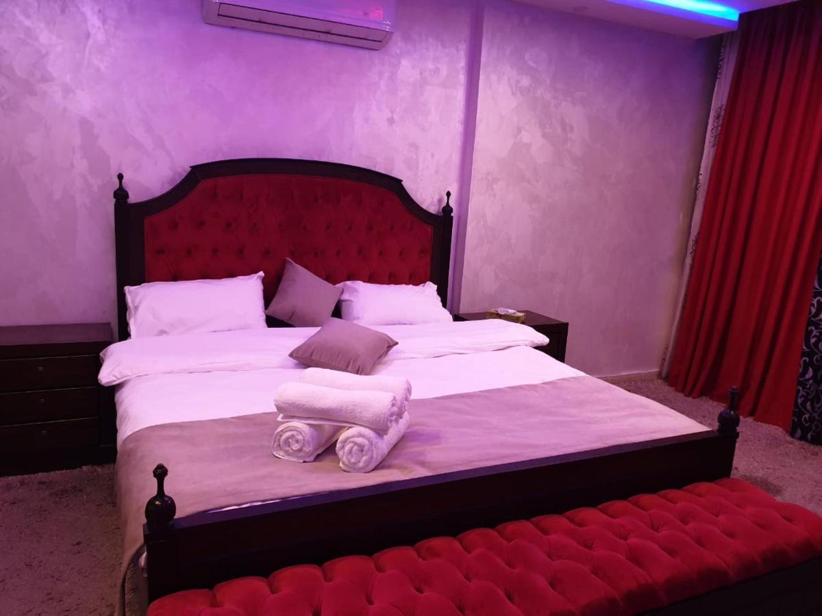 Zuwwar Aqaba Hotel Bagian luar foto