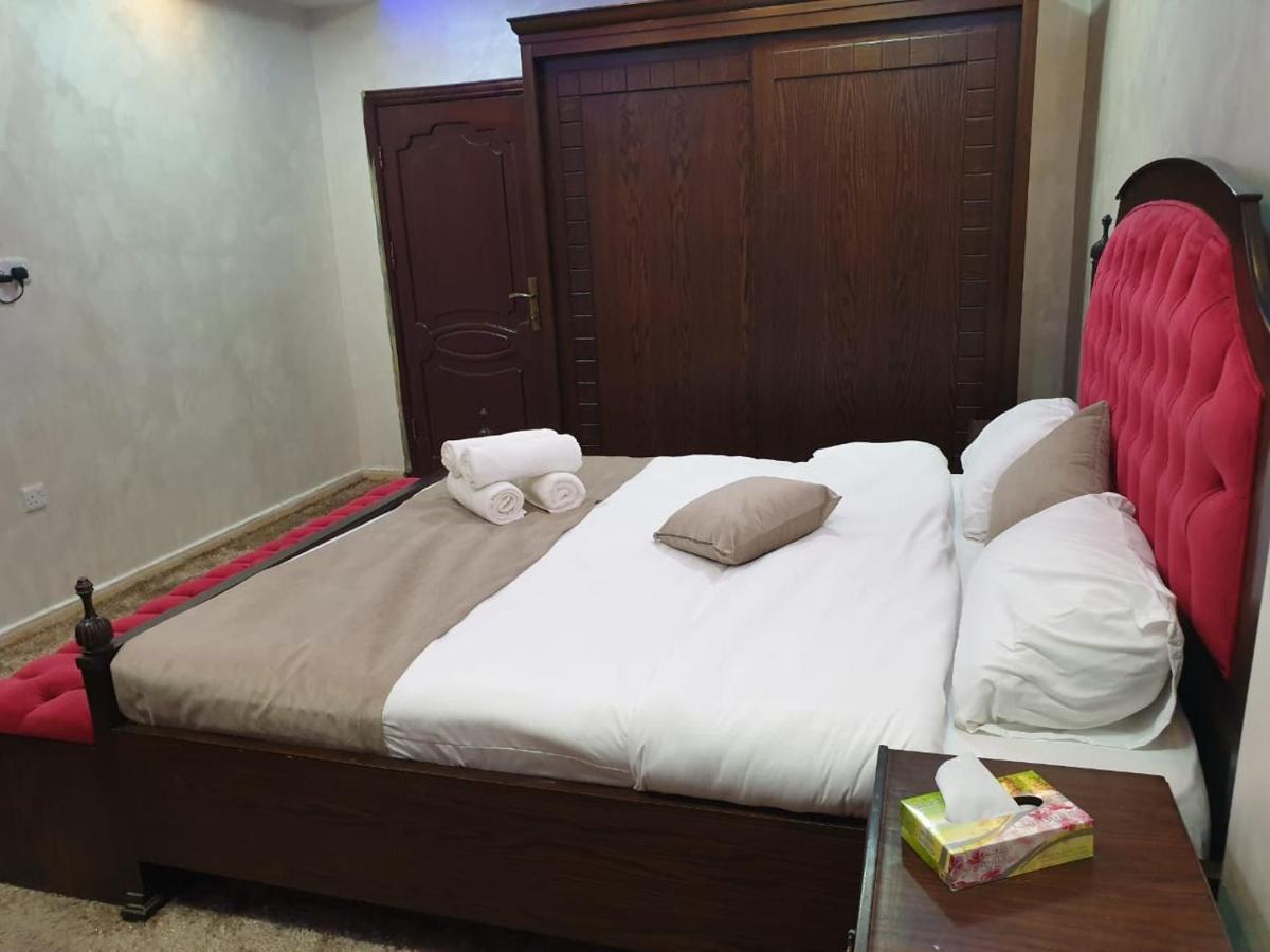 Zuwwar Aqaba Hotel Bagian luar foto